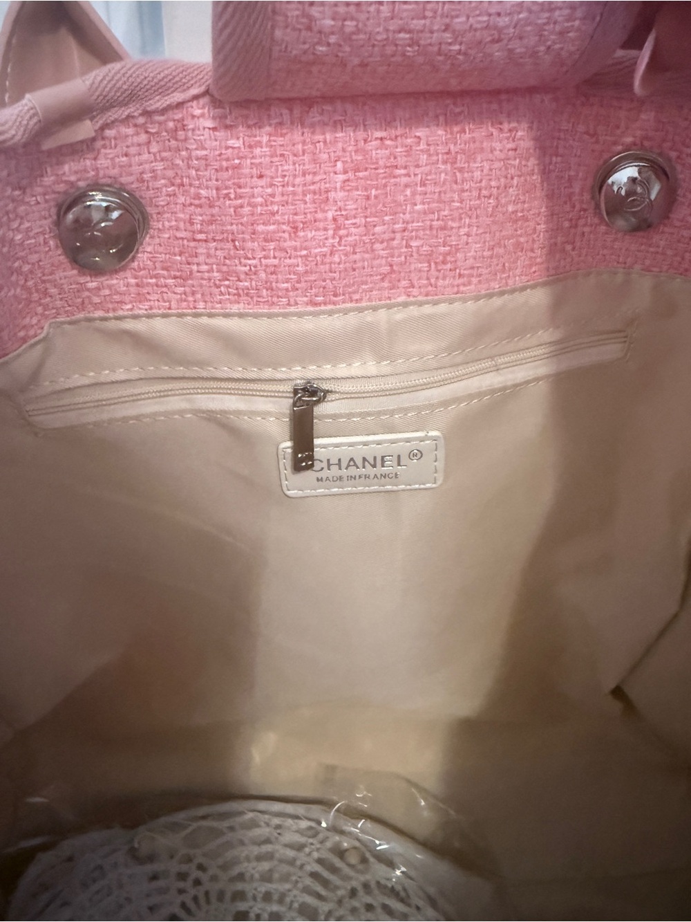 NWT Pink Tweed Pearl-Logo Tote Bag - Picture 8 of 10